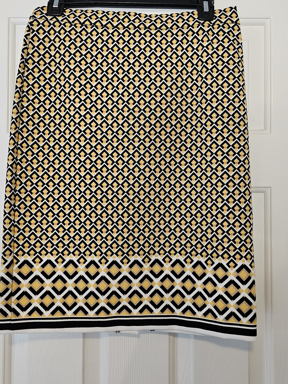 Banana Republic Geometric Pencil Skirt in Black, White & Yellow